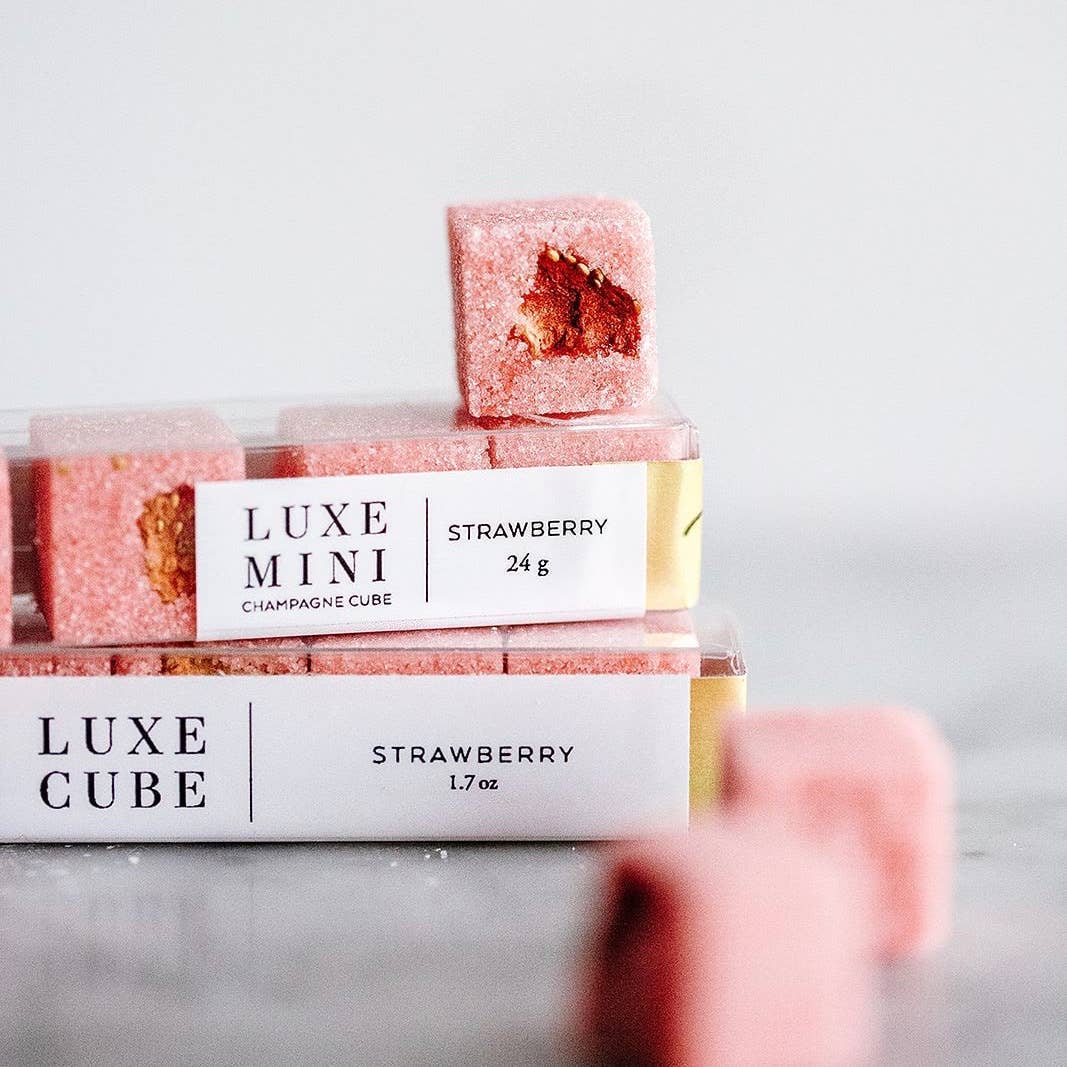 Teaspressa- Luxe Mixology Cube MINI Strawberry